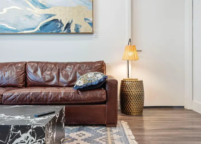 14 Santa Monica Gorgeous Apartment